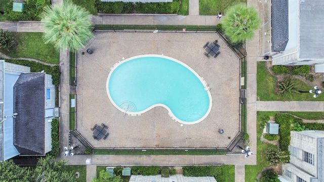 6606 De Moss Drive 604, Houston, TX 77074
