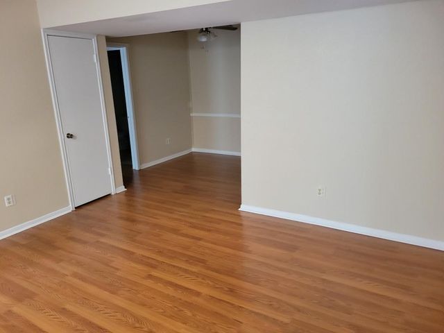 6606 De Moss Drive 604, Houston, TX 77074