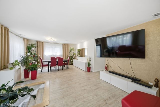 6 WHITTEN PLACE, Denville Twp., NJ 07834