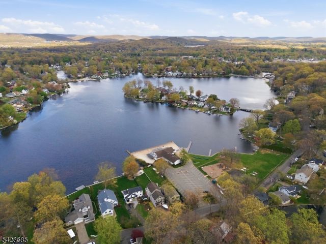 6 WHITTEN PLACE, Denville Twp., NJ 07834