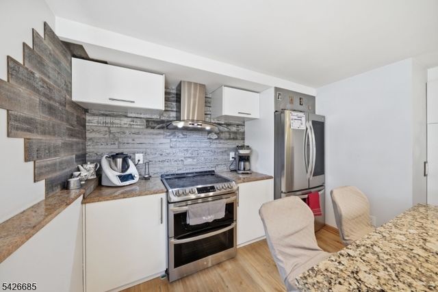 6 WHITTEN PLACE, Denville Twp., NJ 07834