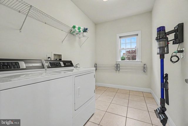 2 RIDGE DRIVE, Carlisle, PA 17015