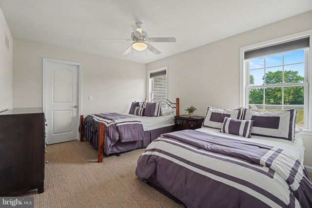 2 RIDGE DRIVE, Carlisle, PA 17015