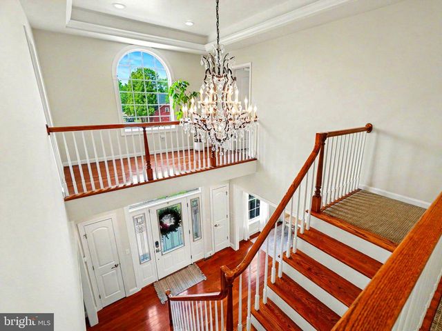 2 RIDGE DRIVE, Carlisle, PA 17015