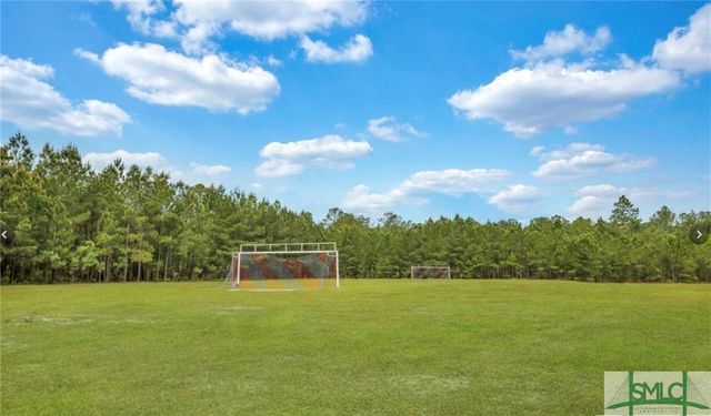 158 Clover Point Circle, Guyton, GA 31312