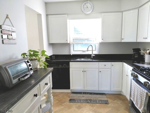 35 Southampton Rd, Berkeley Twp., NJ 08757