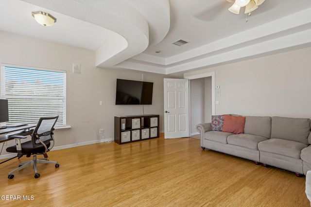 6491 CALLE DEL SOL Drive, El Paso, TX 79912