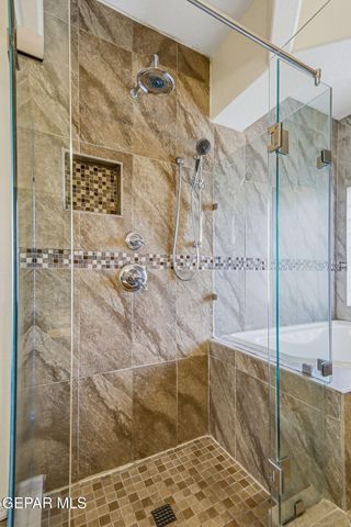 6491 CALLE DEL SOL Drive, El Paso, TX 79912