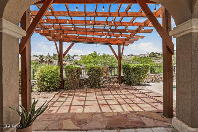 6491 CALLE DEL SOL Drive, El Paso, TX 79912