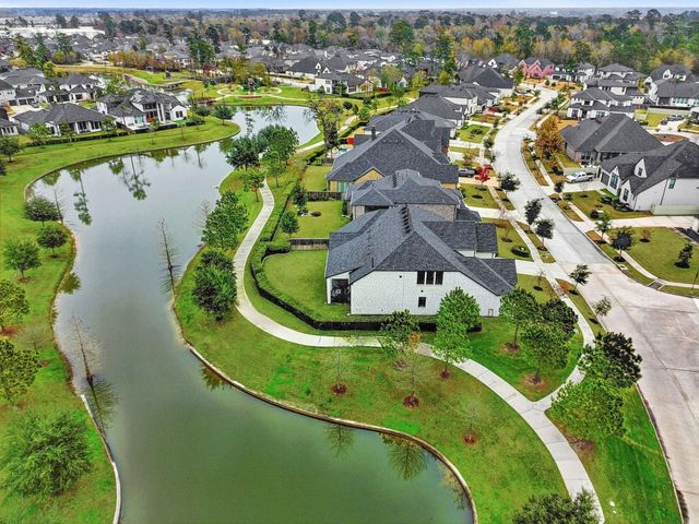 10102 S Goshawk Trail, Conroe, TX 77385