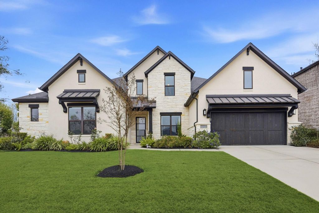 10102 S Goshawk Trail, Conroe, TX 77385