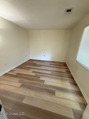 828 Oakleigh Avenue, 17, Gulfport, MS 39507