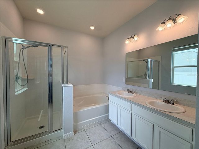 2316 BISCOTTO CIRCLE, Davenport, FL 33897