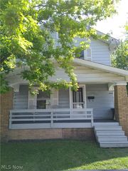 2606 10th Street SW, Canton, OH 44710