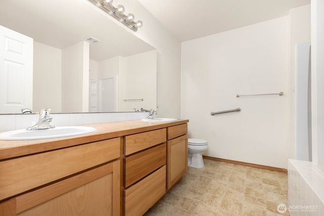 923 Sarah Ct NW, Olympia, WA 98502