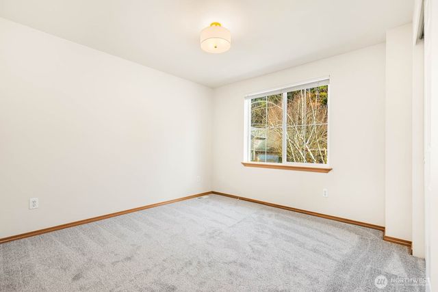 923 Sarah Ct NW, Olympia, WA 98502