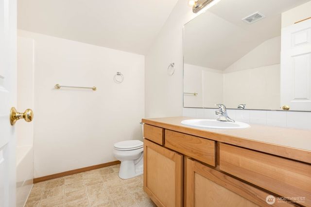 923 Sarah Ct NW, Olympia, WA 98502