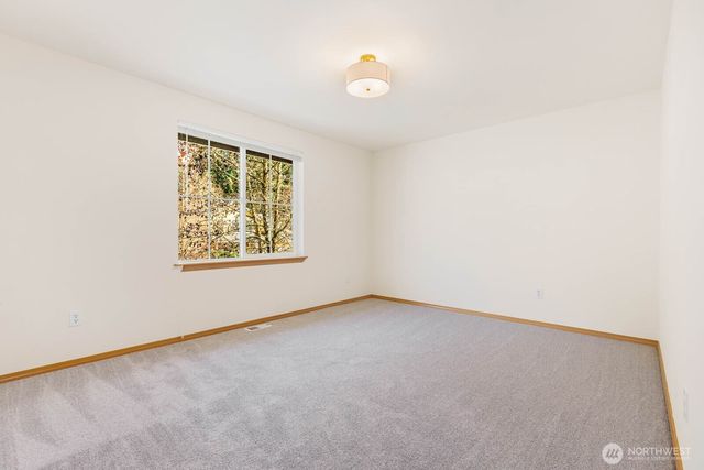 923 Sarah Ct NW, Olympia, WA 98502