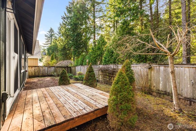 923 Sarah Ct NW, Olympia, WA 98502