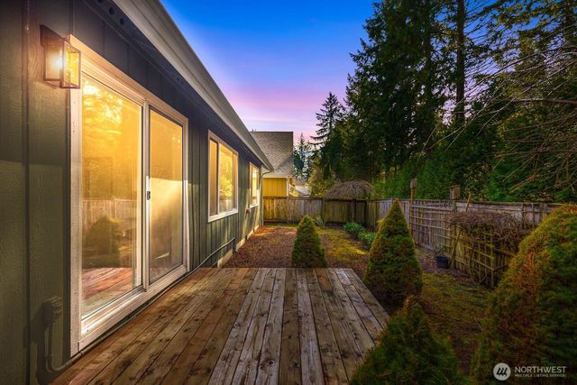 923 Sarah Ct NW, Olympia, WA 98502