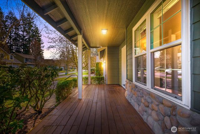 923 Sarah Ct NW, Olympia, WA 98502