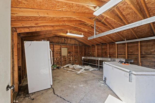 705 N Elm Street, Champaign, IL 61820