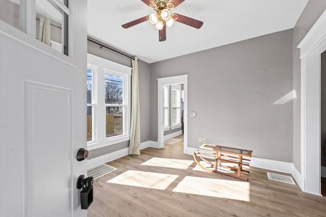 705 N Elm Street, Champaign, IL 61820