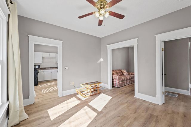 705 N Elm Street, Champaign, IL 61820