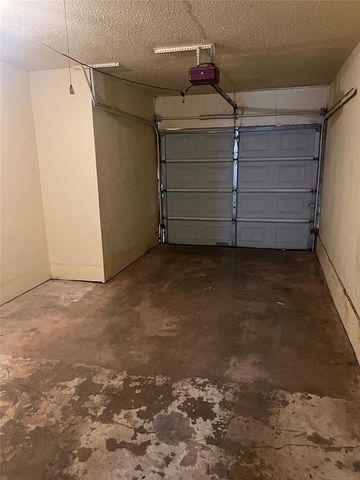 2812 N Peniel Drive, Oklahoma City, OK 73127