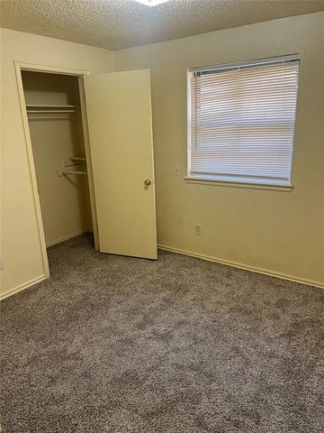 2812 N Peniel Drive, Oklahoma City, OK 73127