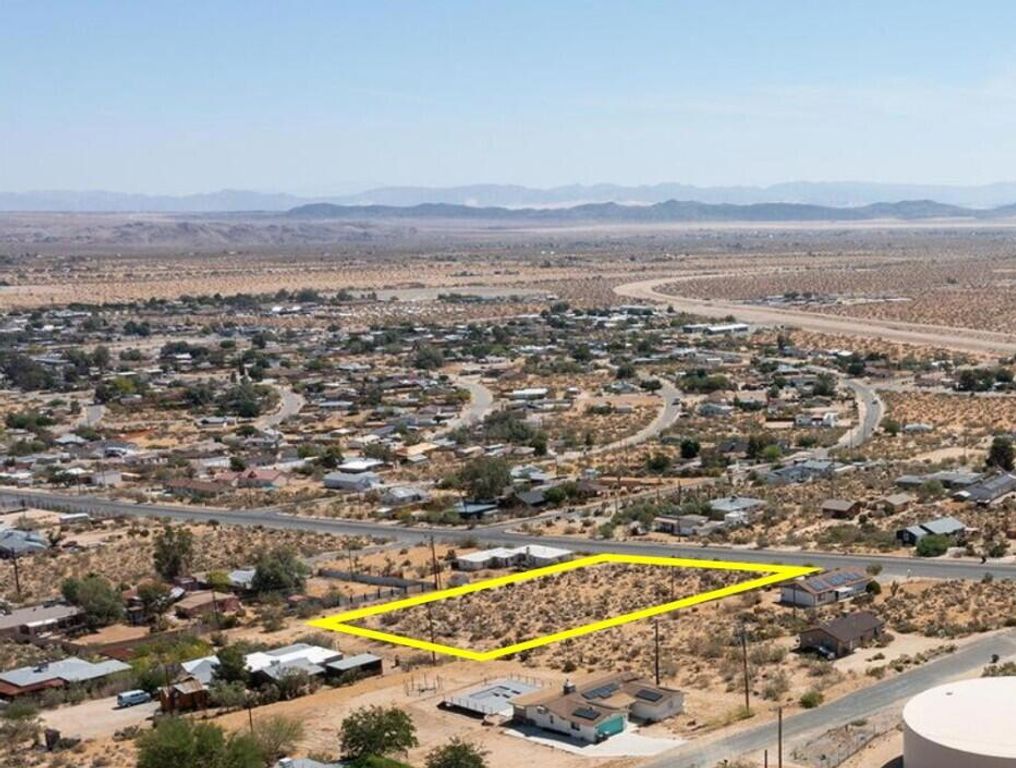 Image 5 of property listing at 6990 Park Boulevard, Joshua Tree, CA 92252
