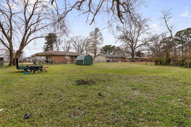 214 IVAN RD, Memphis, TN 38109