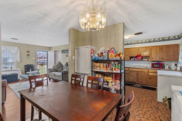 214 IVAN RD, Memphis, TN 38109