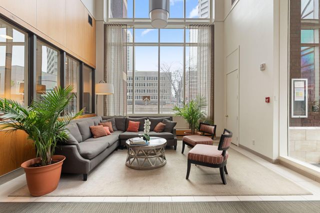 168 6th Street E 3606, Saint Paul, MN 55101