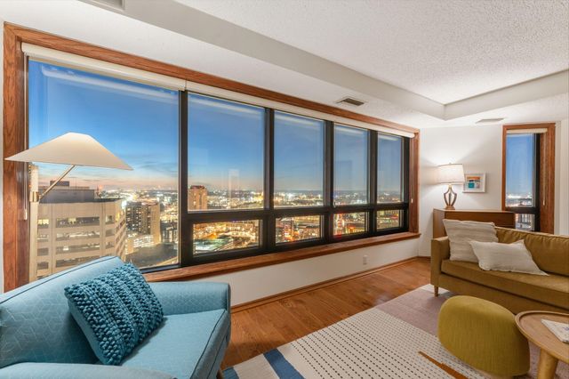 168 6th Street E 3606, Saint Paul, MN 55101