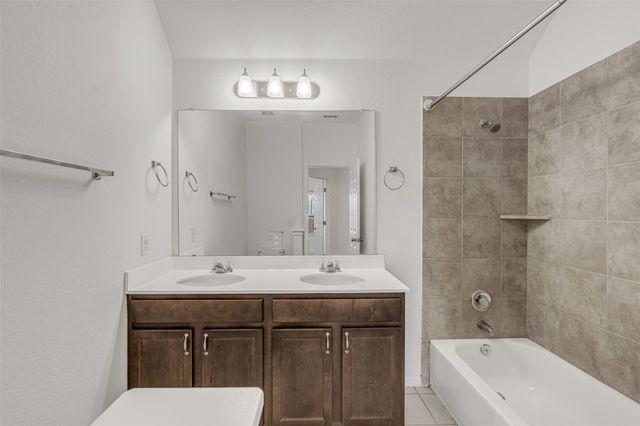 620 Little Draw LN, Leander, TX 78641