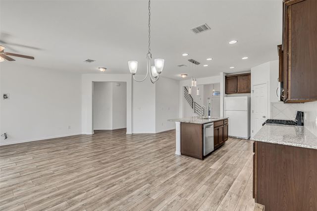 620 Little Draw LN, Leander, TX 78641