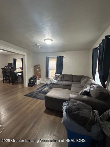 1530 New York Avenue, Lansing, MI 48906