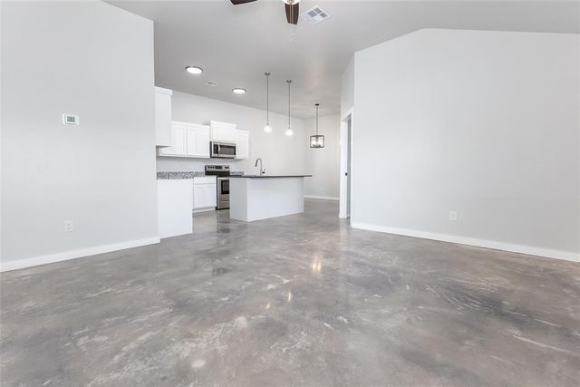 2325 SW 90 Place, Oklahoma City, OK 73159