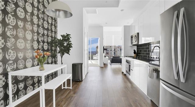 207 13th NE Street S2, Atlanta, GA 30309