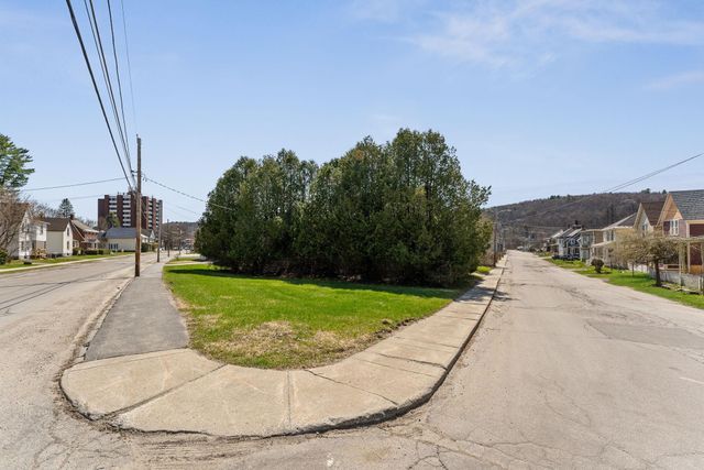 25 Second Street, Barre City, VT 05641