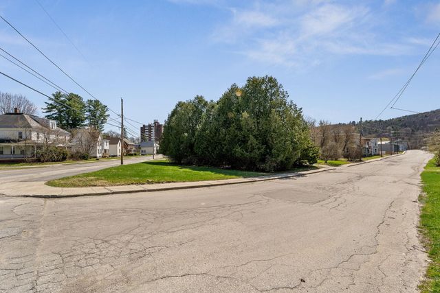 25 Second Street, Barre City, VT 05641