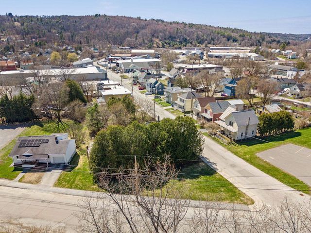 25 Second Street, Barre City, VT 05641