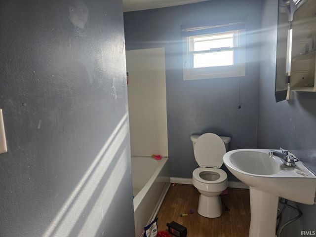 812 W 10th Street, Marion, IN 46952