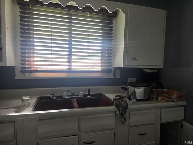 812 W 10th Street, Marion, IN 46952