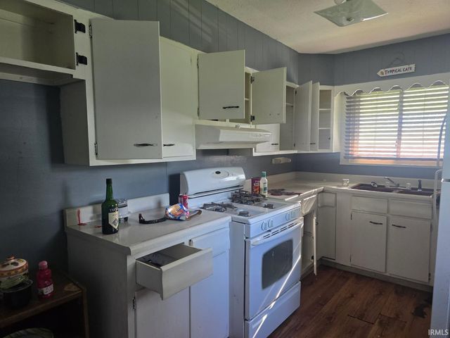 812 W 10th Street, Marion, IN 46952