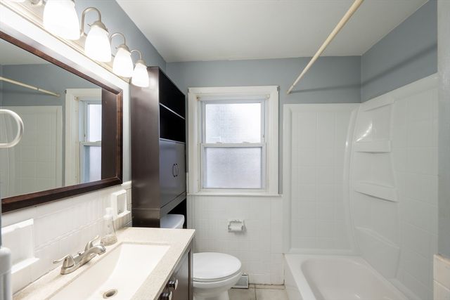 67 Cameron St, Pawtucket, RI 02861