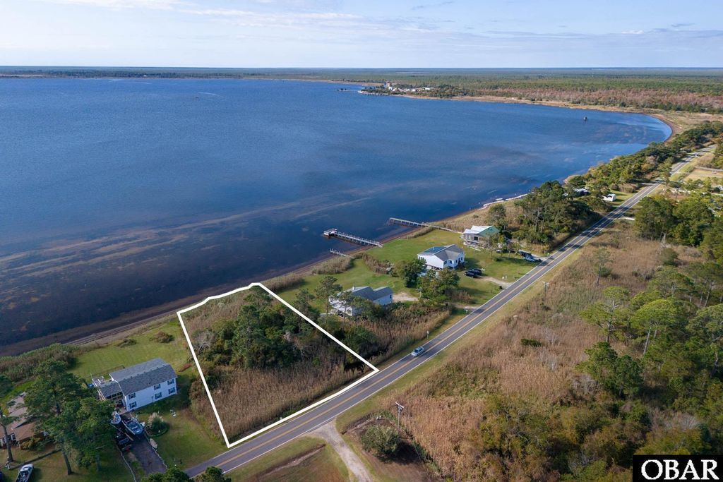 Image 6 of property listing at 137 Bayview Dr Lot N, Stumpy Point, NC 27978