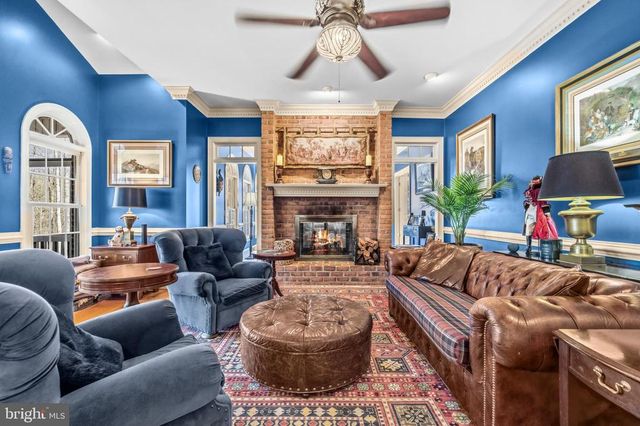 4514 DEN HAAG RD, Warrenton, VA 20187