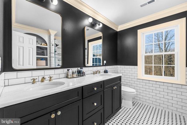 4514 DEN HAAG RD, Warrenton, VA 20187